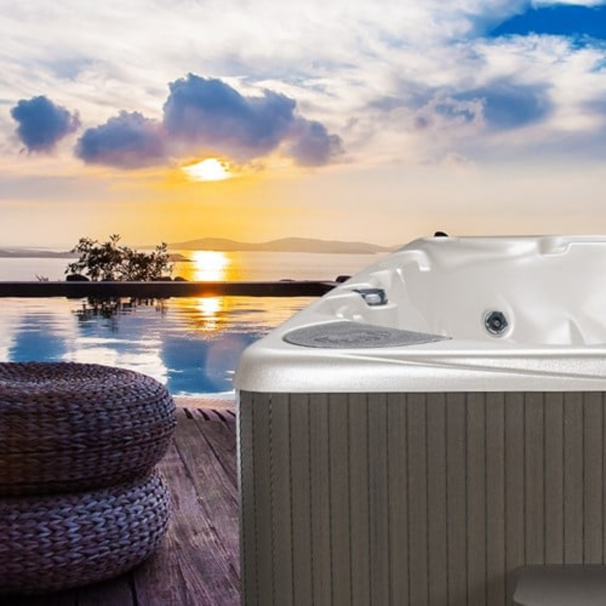 Beachcomber 520 hottub 145 x 191 x 76 cm